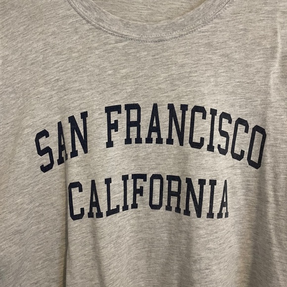 Brandy Melville cropped long sleeve tee - Picture 2 of 3